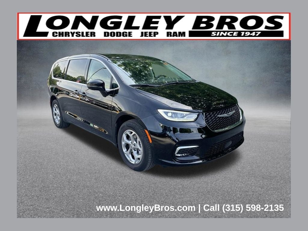 2024 Chrysler Pacifica Limited in Diamond Black Crystal Pearlcoat — front three-quarter view